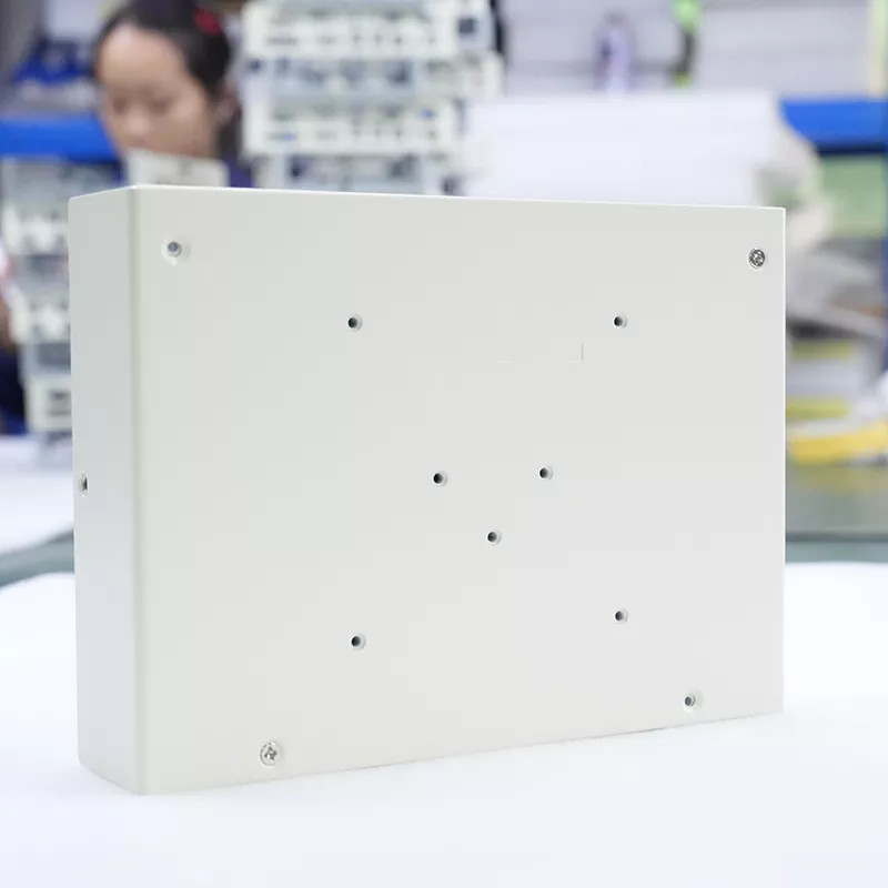 Fabricação de chapas metálicas para chassis de servidores